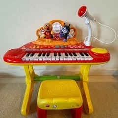 アンパンマンのキーボード　椅子付き