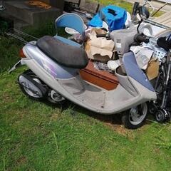 原付バイクスズキの画像