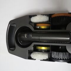 新品　電動靴磨きセット　本体　回転ブラシ2個　回転バフ２個　茶色/黒色靴墨付き　動作確認済　箱入りの画像