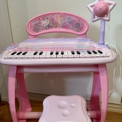 10月24日までに受け取り可能な方　 キティちゃん中古キーボード