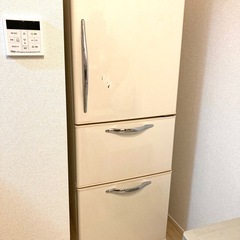 引取限定　日立 HITACHI 冷蔵庫（265L・右開き）