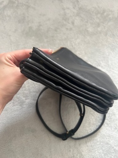 【定価15万 CELINE トリオラージ　ショルダーバッグ  ブラック