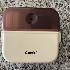 美品　COMBI コンビ ポリプロピレン 電子レンジ除菌＆保管ケースの画像