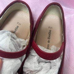 Bebe 赤 フォーマルシューズ 17cmハート型飾り付きの画像