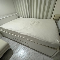 セミダブルベッド台の画像
