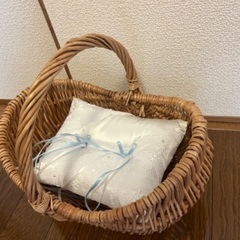 フラワーバスケットとリングピロー結婚式にて使用の画像