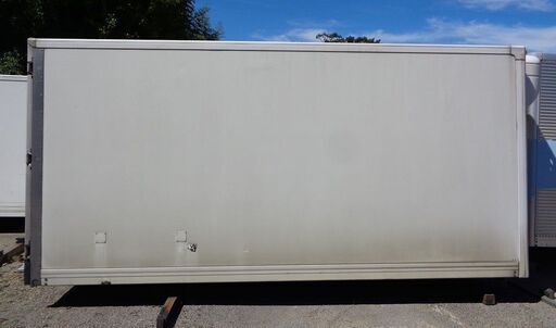 ♪八街B区SM60♪物置♪コンテナ♪丈夫♪断熱材入ってる♪アルミ冷蔵箱♪