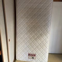 【良品】ニトリ　シングルベットマットレスです！、　