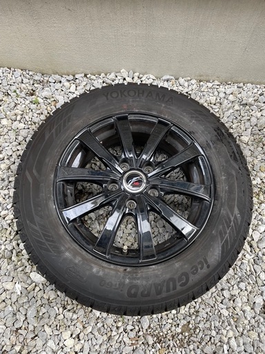 【取引予定あり】2021年製スタッドレスアルミホイールセット　ナット付き　195/65/R15