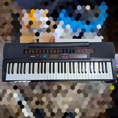 CASIO 光ナビゲーションキーボード CTK-520L 電子ピアノ