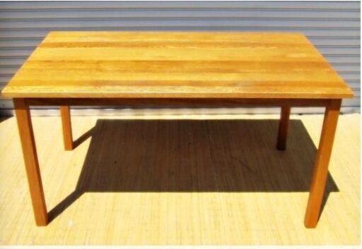 木製　ダイニングテーブル　幅１４０㎝　リビングテーブル　食卓机　ウッド　シンプル　インテリア　直接引取り歓迎