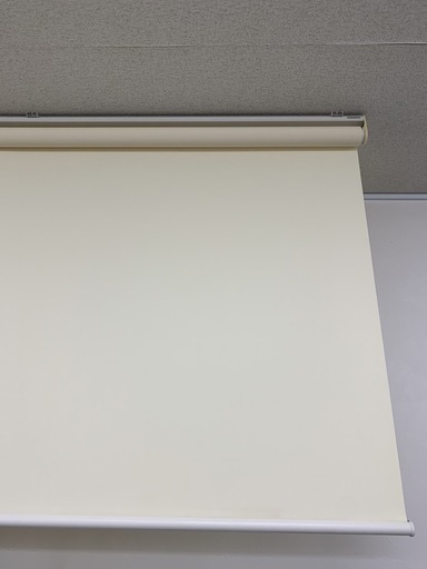 ロールカーテン（スクリーン）幅165cm 丈165cm【天井付け】ベージュ色