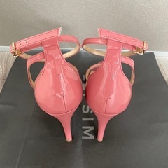 DIANAエナメルヒールの画像