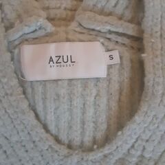 ふわふわグリーンセーターSサイズ