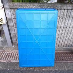 ブルコンテナの画像