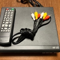 DVDプレイヤー一式　リモコン付きの画像