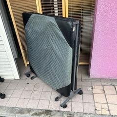 シングルベッド　折りたたみ式　折りたたみベットシングルの画像
