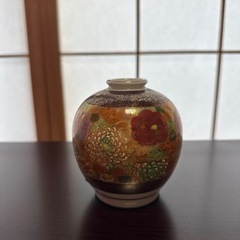 相談中です　
花器　アンティーク　