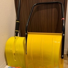 【お譲りする方が決まりました】ミニスノーダンプとミニスコップの画像