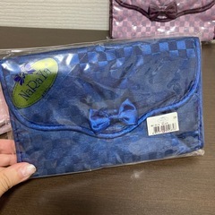 9/15ガレージセール　【新品未使用】Narayaポーチ3つセットの画像