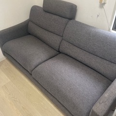 ニトリ　ソファ（ヘッドレスト付き）