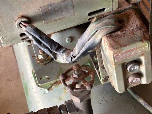 日立　空気圧縮機　ベビコン　0.4kw