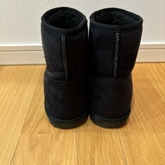 【決定】ムートンブーツ　黒　GU（？）XL 約26センチの画像