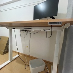 FLEXISPOT 電動昇降デスクの画像