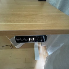FLEXISPOT 電動昇降デスクの画像