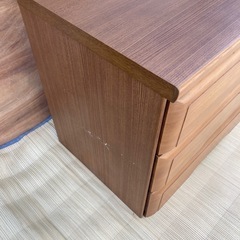 押入れ、クローゼットチェスト（キャスター付き）①の画像