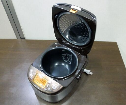 IH炊飯ジャー 3合炊き ZOJIRUSHI 極め炊き 2022年製 NP-GJ05KS [ステンレスブラウン] 象印 札幌市東区 新