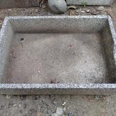 水栓　パン　石の画像