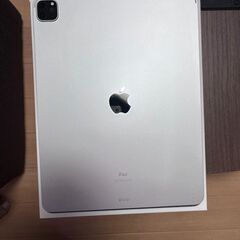 【ご購入者決定】12.9インチiPad Pro（第4世代）256 GB、MagicKeyboad（純正）、ペンシル（非純正）の画像