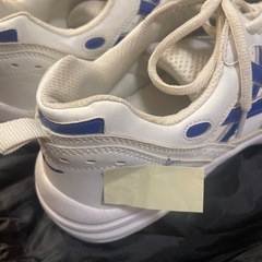 宮島工業高校　体育用運動靴27センチの画像