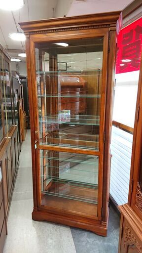 HOWARD MILLER｜ハワードミラー｜照明付｜キュリオケース｜飾り棚