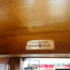 HOWARD MILLER｜ハワードミラー｜照明付｜キュリオケース｜飾り棚の画像