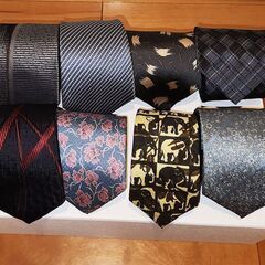 ブランド　絹　中古　ネクタイの画像