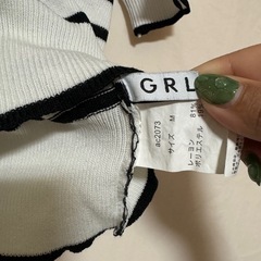 🌼美品 GRL 襟付き　ボーダー柄　ショート丈　ニットトップスの画像