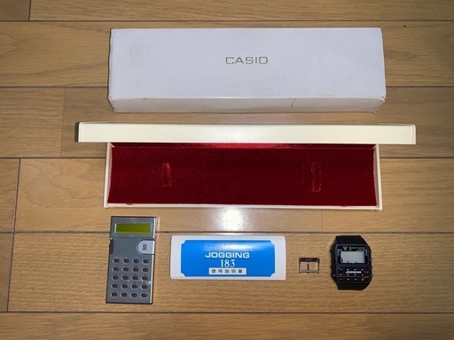 腕時計　
CACIO PACE RUNNER J-100 ＊液晶不具合あり　デッドストック