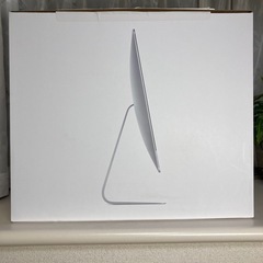 モデル名···iMac Retina 4K 21.5インチ(2017)の空箱の画像