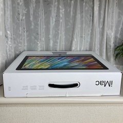 モデル名···iMac Retina 4K 21.5インチ(2017)の空箱の画像