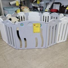J7535　カトージ　たためるベビーサークル　簡易クリーニング済...