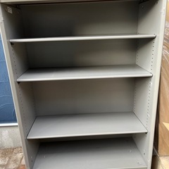 コクヨ製キャビネットの画像