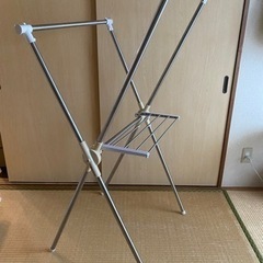洗濯物干し　室内干しの画像