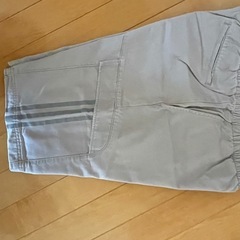 adidas半ズボンの画像