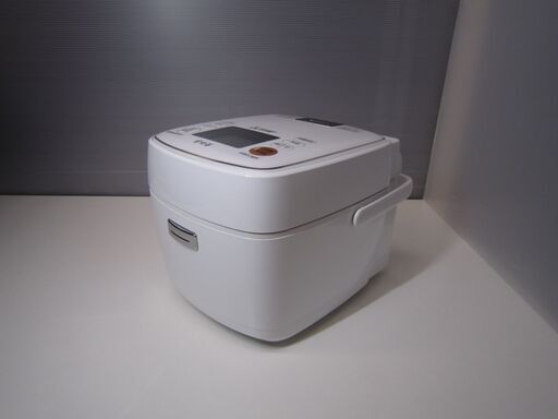 MITSUBISHI / 三菱  IHジャー炊飯器　3.5合炊き  備長炭 炭炊釜 ピュアホワイト NJ-SE066-W  2015年製