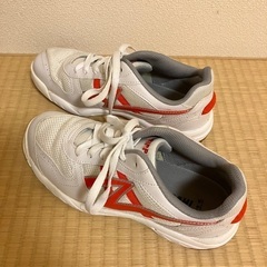 運動靴・体育館シューズ