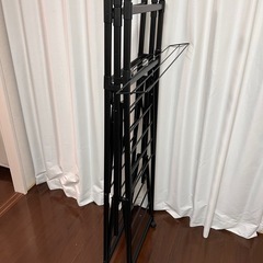 ロング丈も掛けられる折りたたみランドリーラック パタラン ブラックの画像
