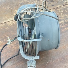 扇風機 200V ヴァデニ35cm羽根　フルタ　循環扇　の画像