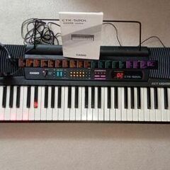 【取引終了】CASIO 光ナビゲーション電子キーボード CTK-...